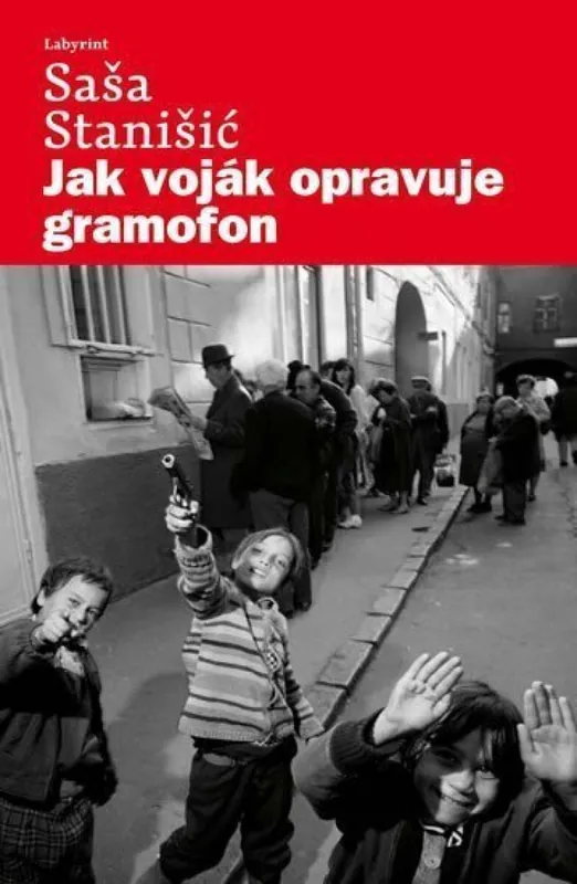 Tovární Cena Jak voják opravuje gramofon