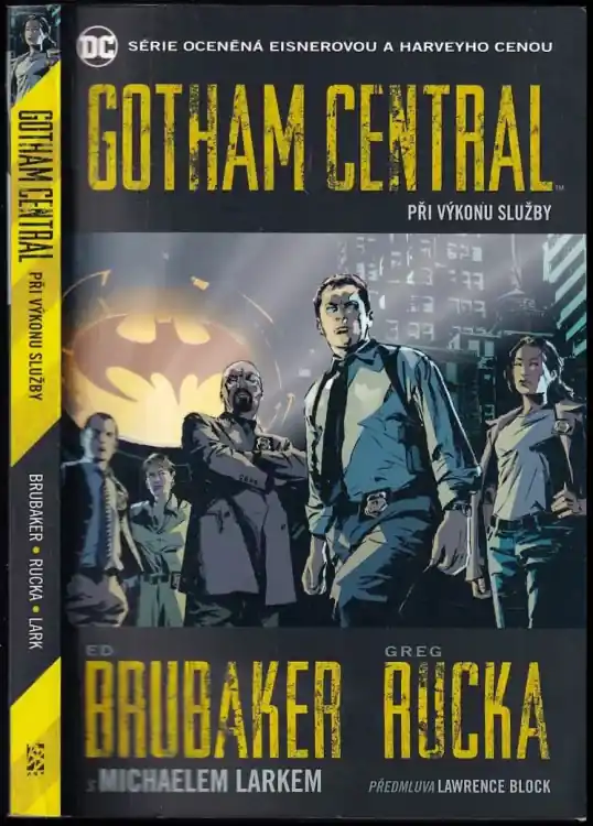 Gotham Central : Při výkonu služby - Kniha první Sleva